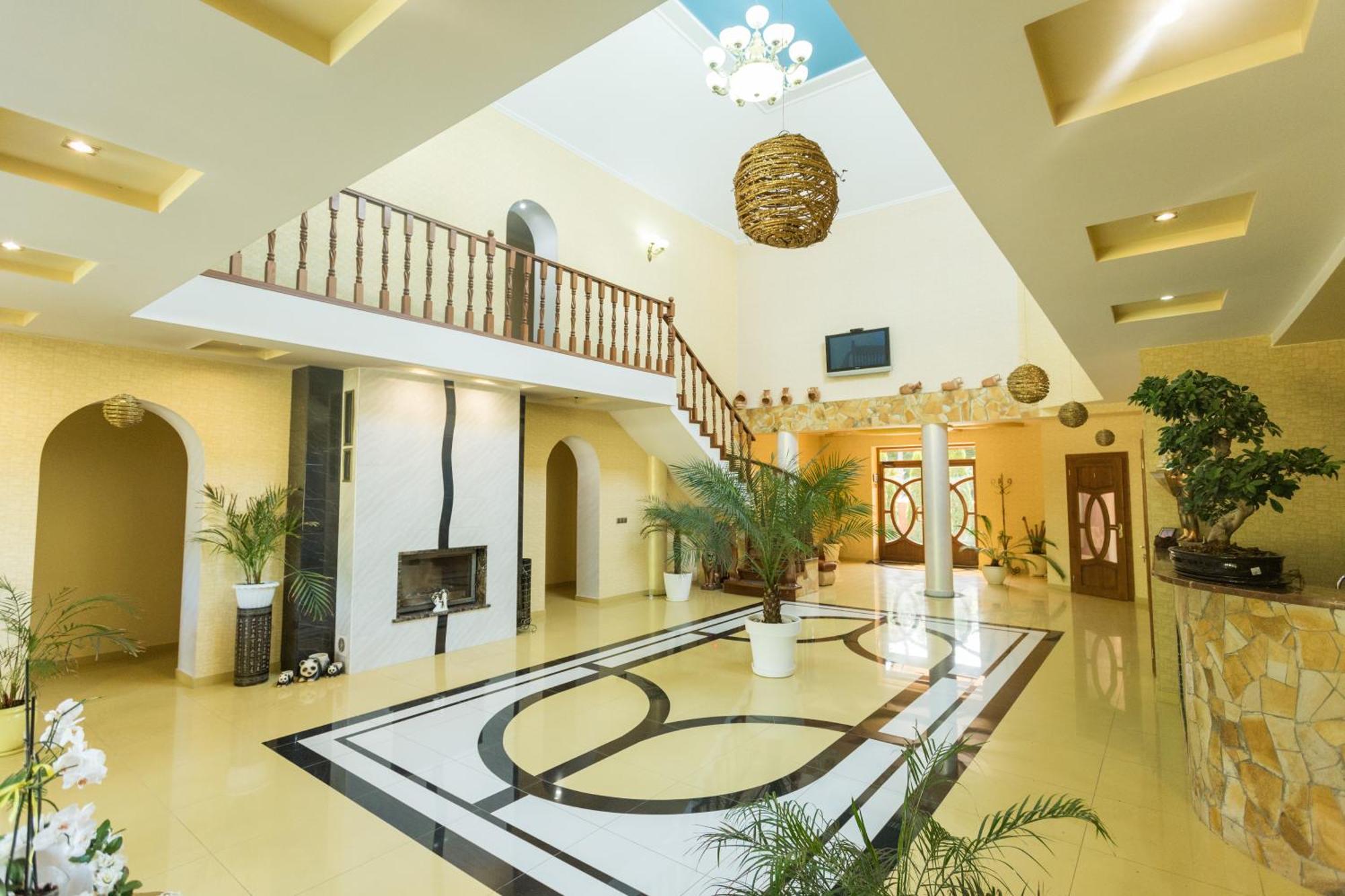 Villa Fenix Berehove  Esterno foto